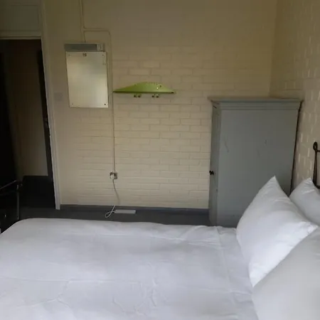 Hostel Yha *