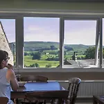 Yha Hostel Hawes